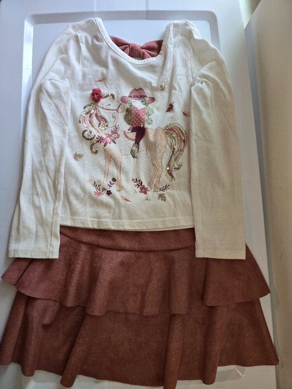 Cynthia Rowley Set - Horse Graphic Long Sleeve T-Shirt and Faux Suede Skirt